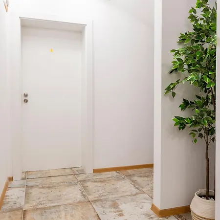 Three Lilies Apartmán